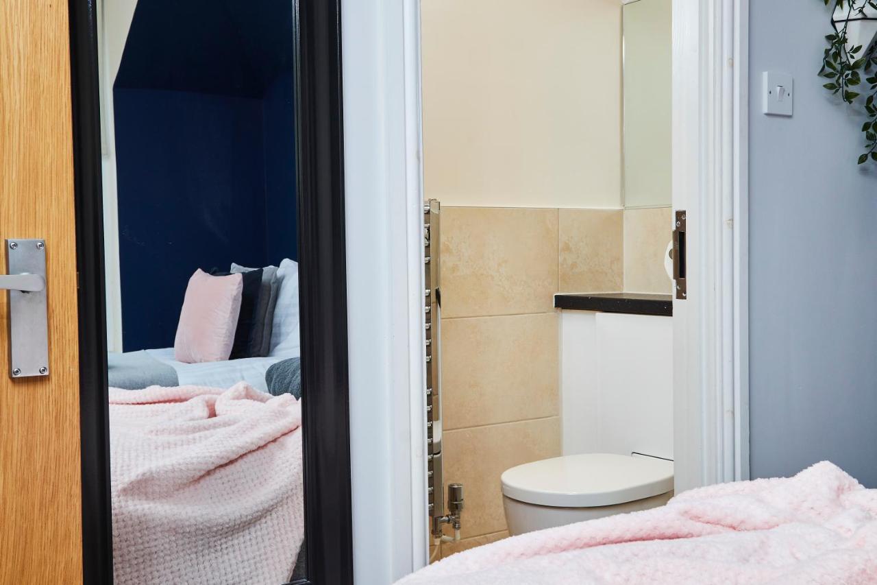 Striking Monroe Suite! Bath Extérieur photo